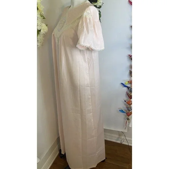 Vintage Gilead Nightgown Cotton Blend Pink Nightie Lace Trim Nightie‎ S USA NWOT